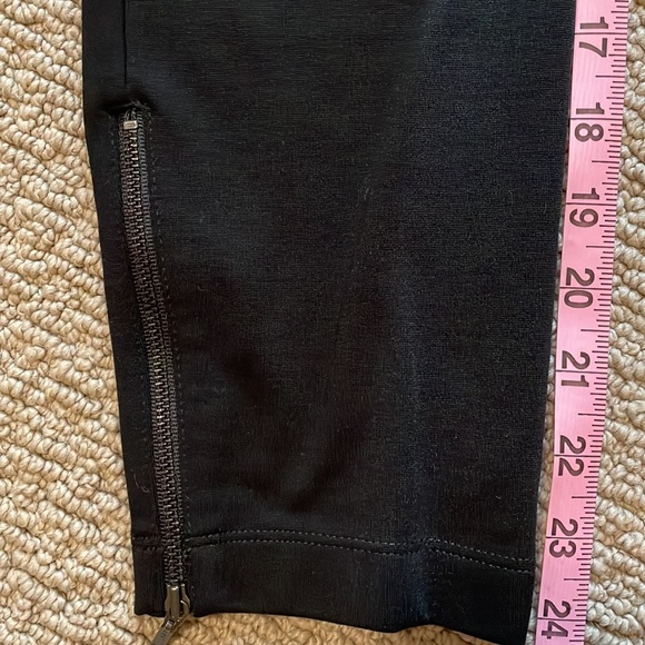 Eileen Fisher Petite, PP.  Pull on stretch, cropped ankle pant. - Picture 6 of 6